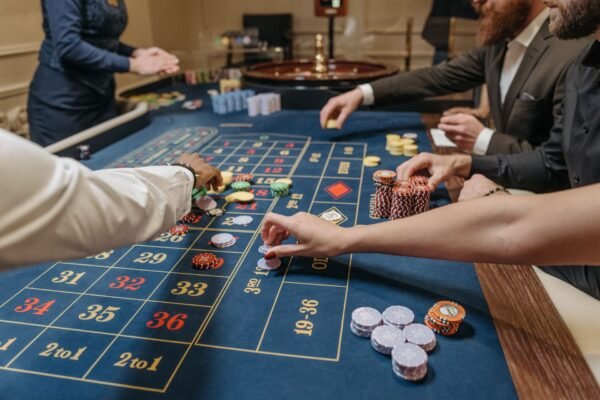 Seasonal Esports Betting Tournaments: Leaderboard & Promo Strategy